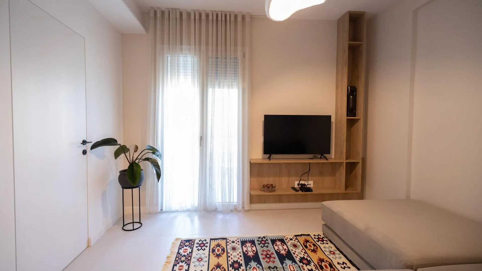 Seaside Residence Vlore
